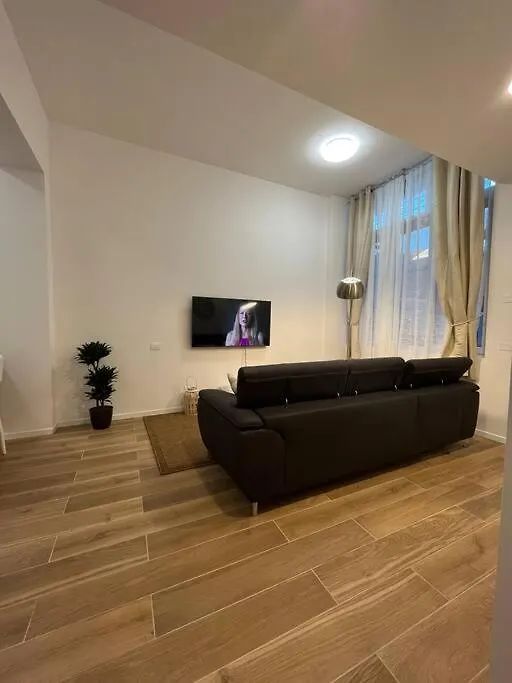 Milano Loft Apartment Italy